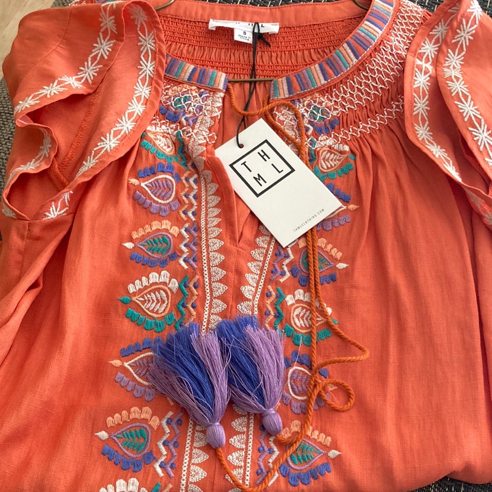 Ladies shirt made by THML size small. Brand new perfect color for summer!